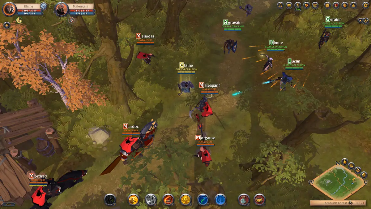 Albion Online: vista de cima de um grupo de personagens numa clareira de floresta, com nomes e minimapa visíveis
